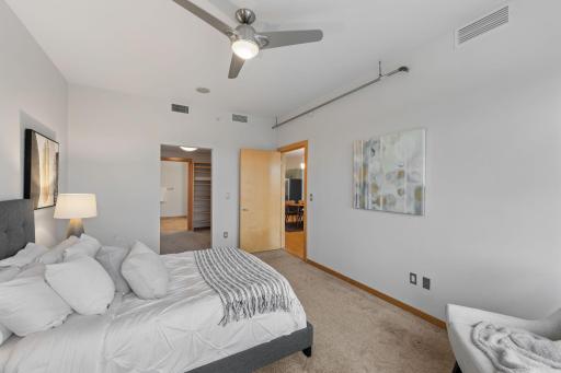 212 N 1st Street, 409, Minneapolis, MN 55401