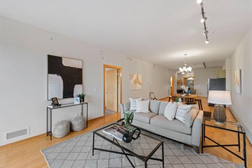 212 N 1st Street, 409, Minneapolis, MN 55401