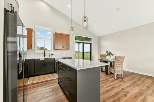 3449 Stonehedge Drive NE, Rochester, MN 55906