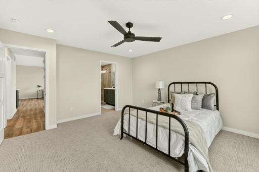 3449 Stonehedge Drive NE, Rochester, MN 55906