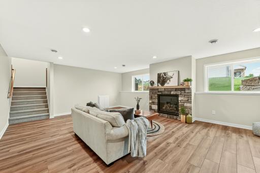 3449 Stonehedge Drive NE, Rochester, MN 55906