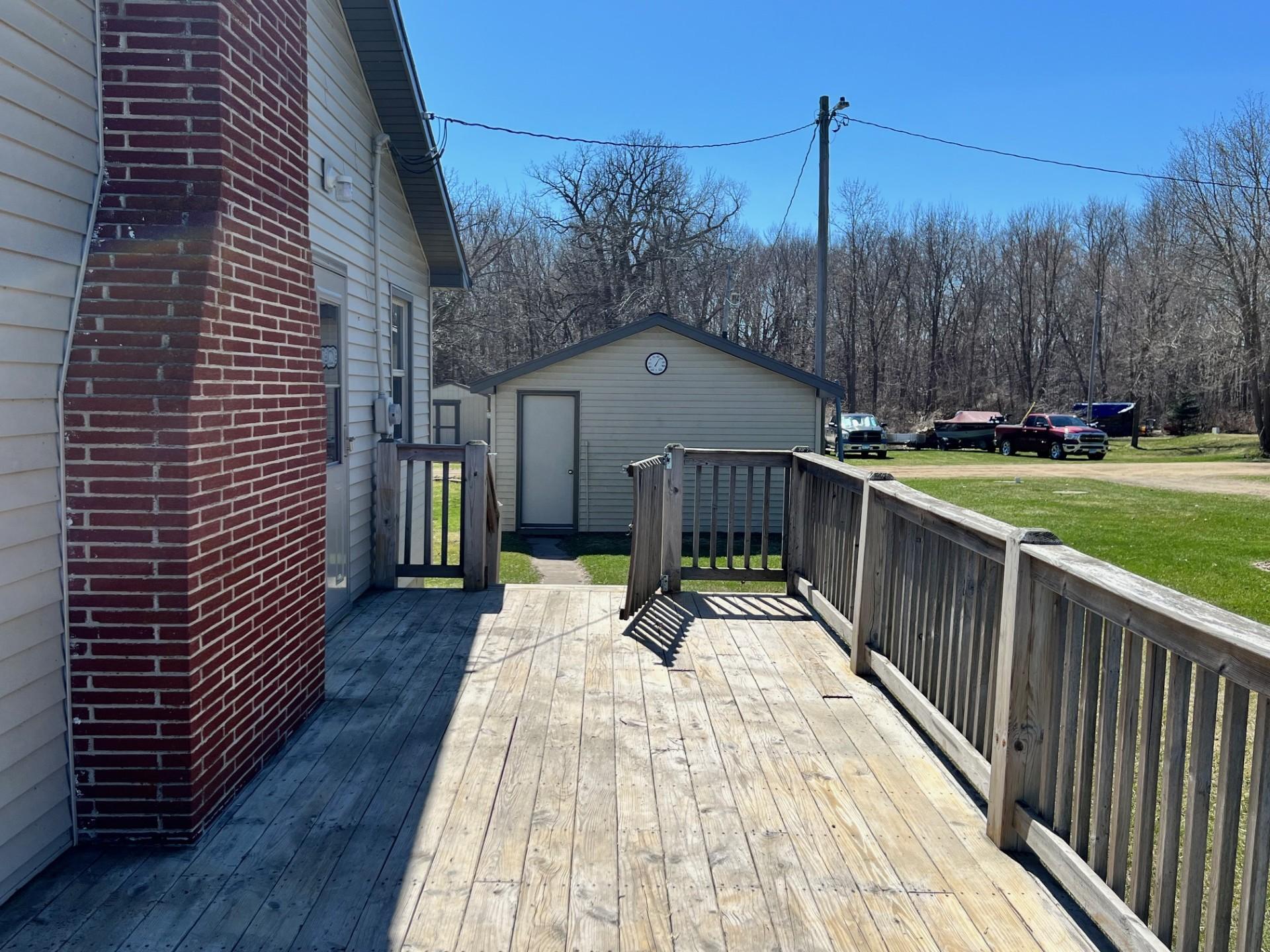 20' x 10' Deck along the side