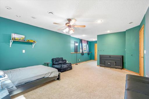 152 Pheasant Ridge Drive, Montrose, MN 55363