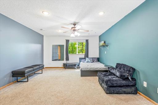 152 Pheasant Ridge Drive, Montrose, MN 55363
