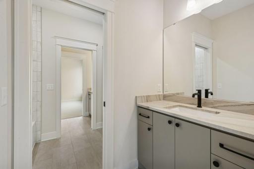 6016 Oaklawn Avenue - Spacecrafting - 0039.jpg