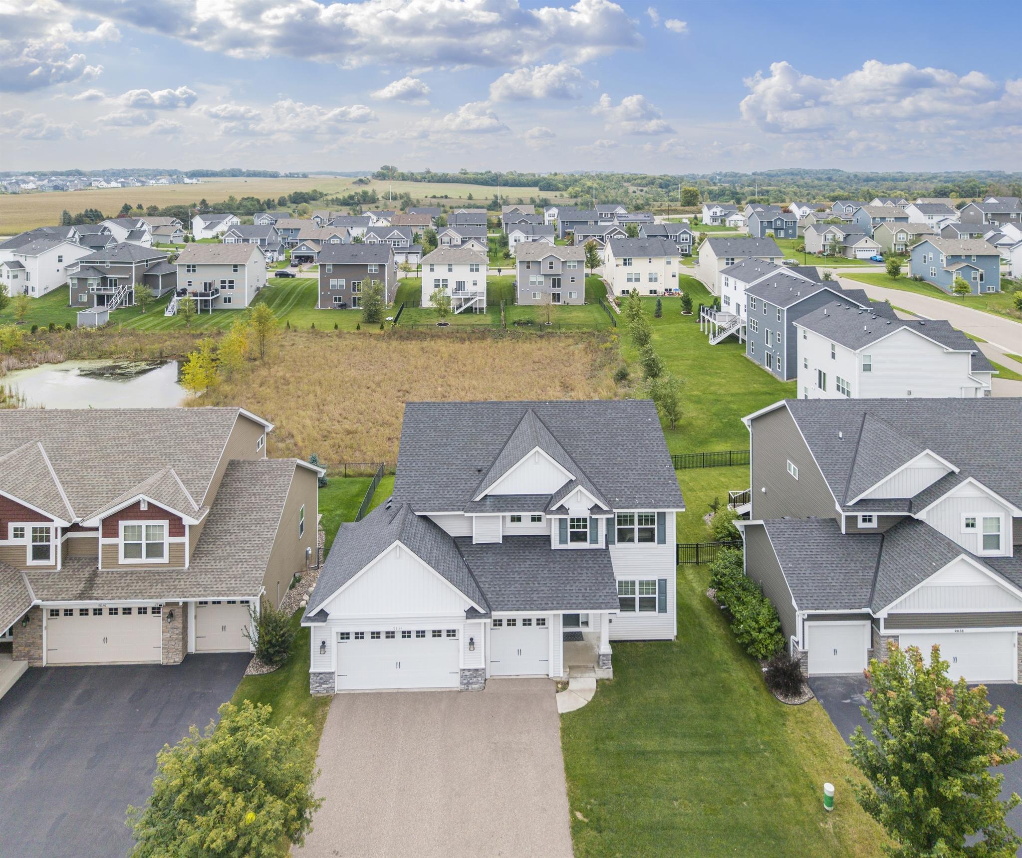 Very private backyard, additional green space beyond the yard.