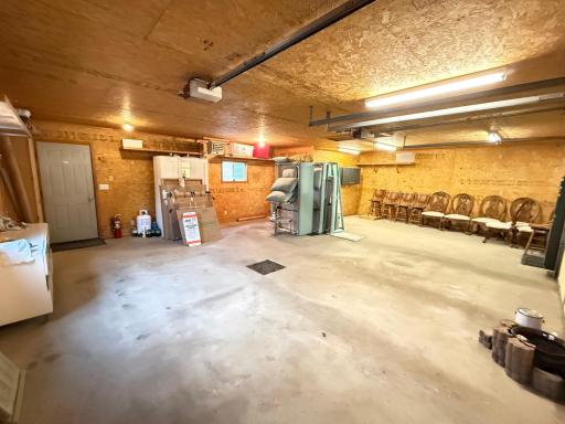 712 Burke Avenue, Harvey, ND 58341