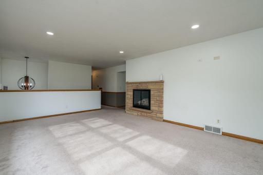 110 S Belmont Drive, Mankato, MN 56001