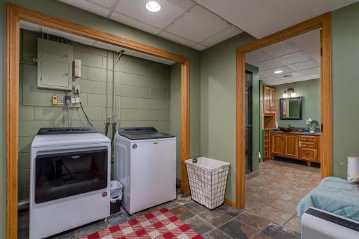 110 S Belmont Drive, Mankato, MN 56001