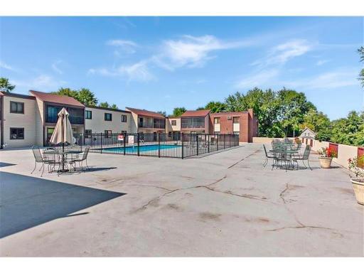 1340 9th Avenue S, 206, Saint Cloud, MN 56301