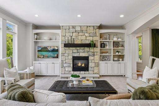 6671 Amberwood Lane, Chanhassen, MN 55317