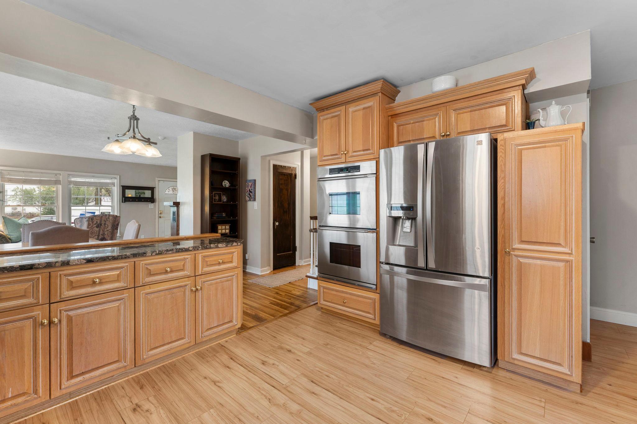 Stainless Steel Appliances and New Countertops