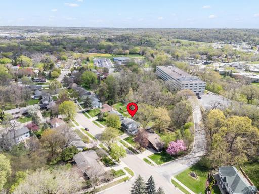 2110 Valkyrie Drive NW, Rochester, MN 55901
