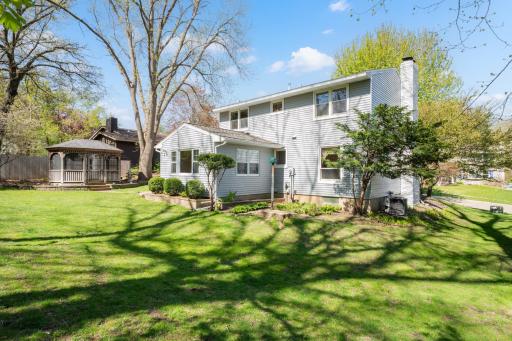 2110 Valkyrie Drive NW, Rochester, MN 55901