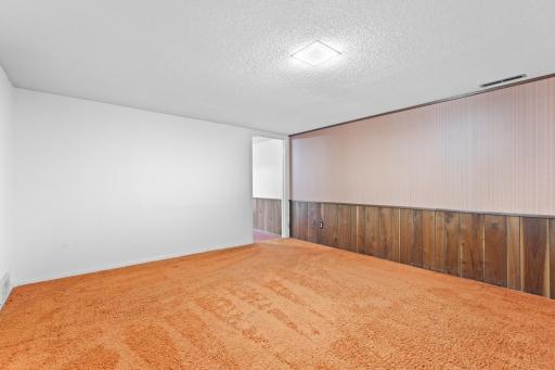 2110 Valkyrie Drive NW, Rochester, MN 55901