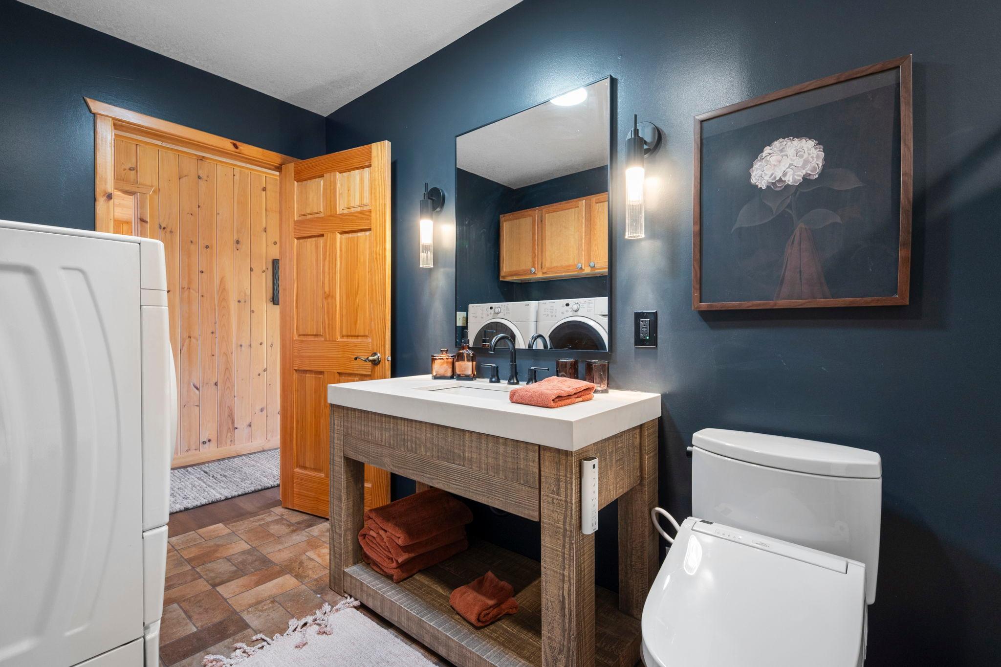 47-web-or-mls-29316 Pardun Rd-46.jpg