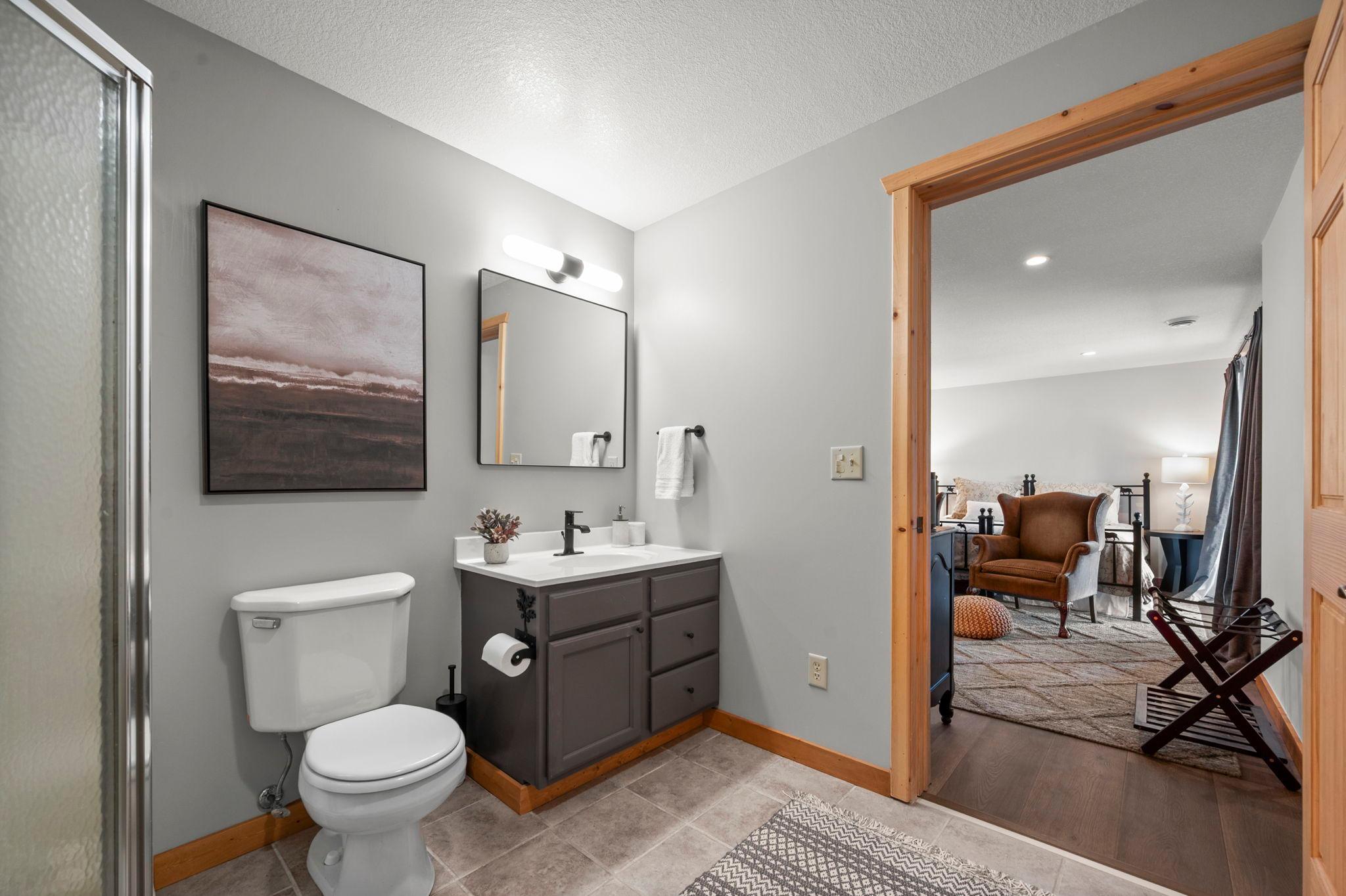 53-web-or-mls-29316 Pardun Rd-184.jpg