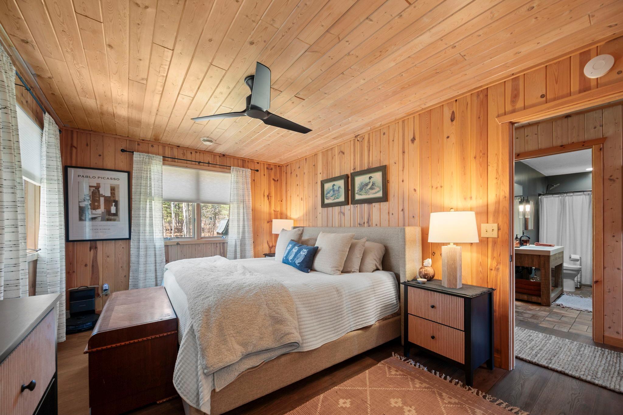 43-web-or-mls-29316 Pardun Rd-29.jpg