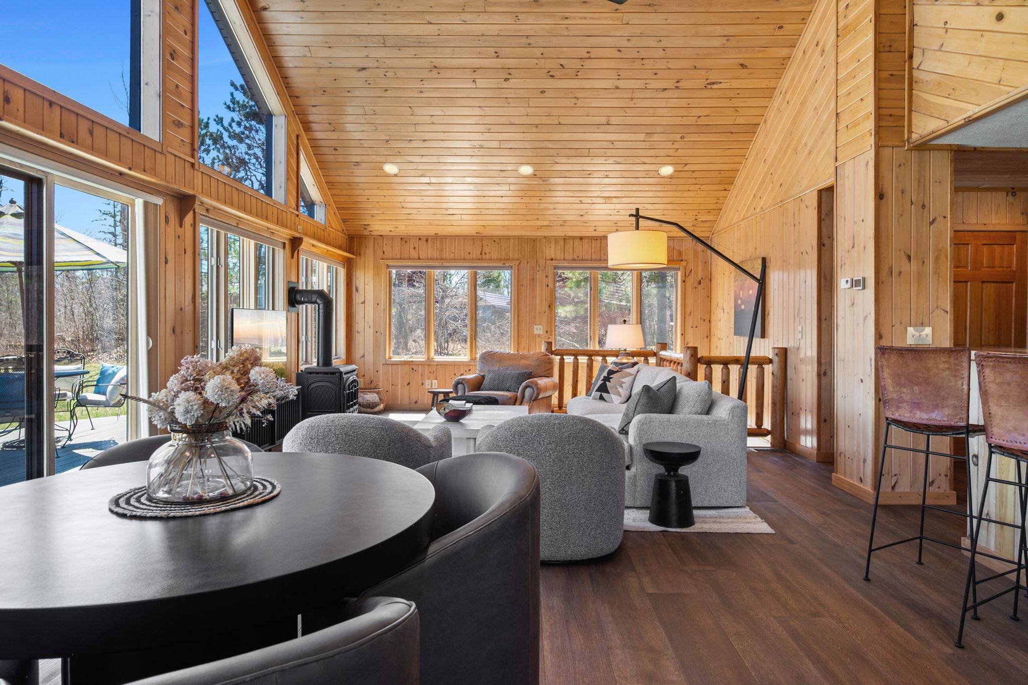 23-web-or-mls-29316 Pardun Rd-158.JPG