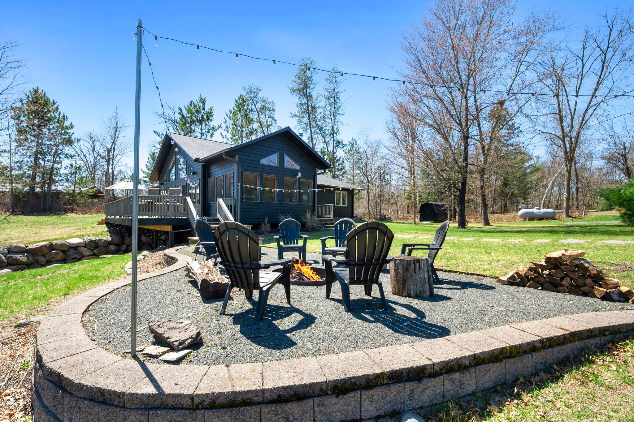 67-web-or-mls-29316 Pardun Rd-251.jpg