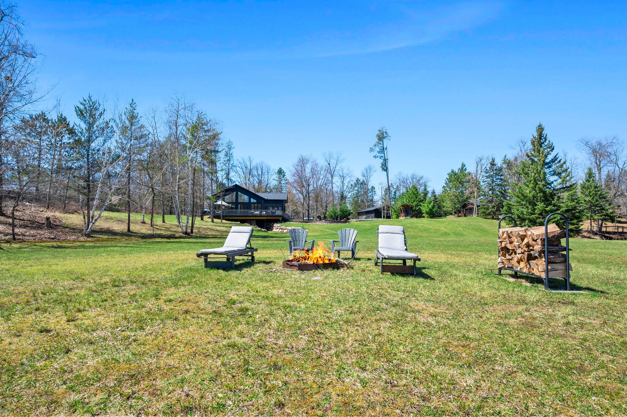 83-web-or-mls-29316 Pardun Rd-354.jpg