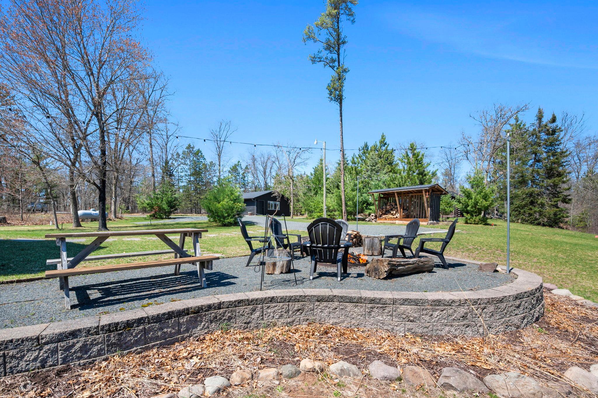 58-web-or-mls-29316 Pardun Rd-209.jpg