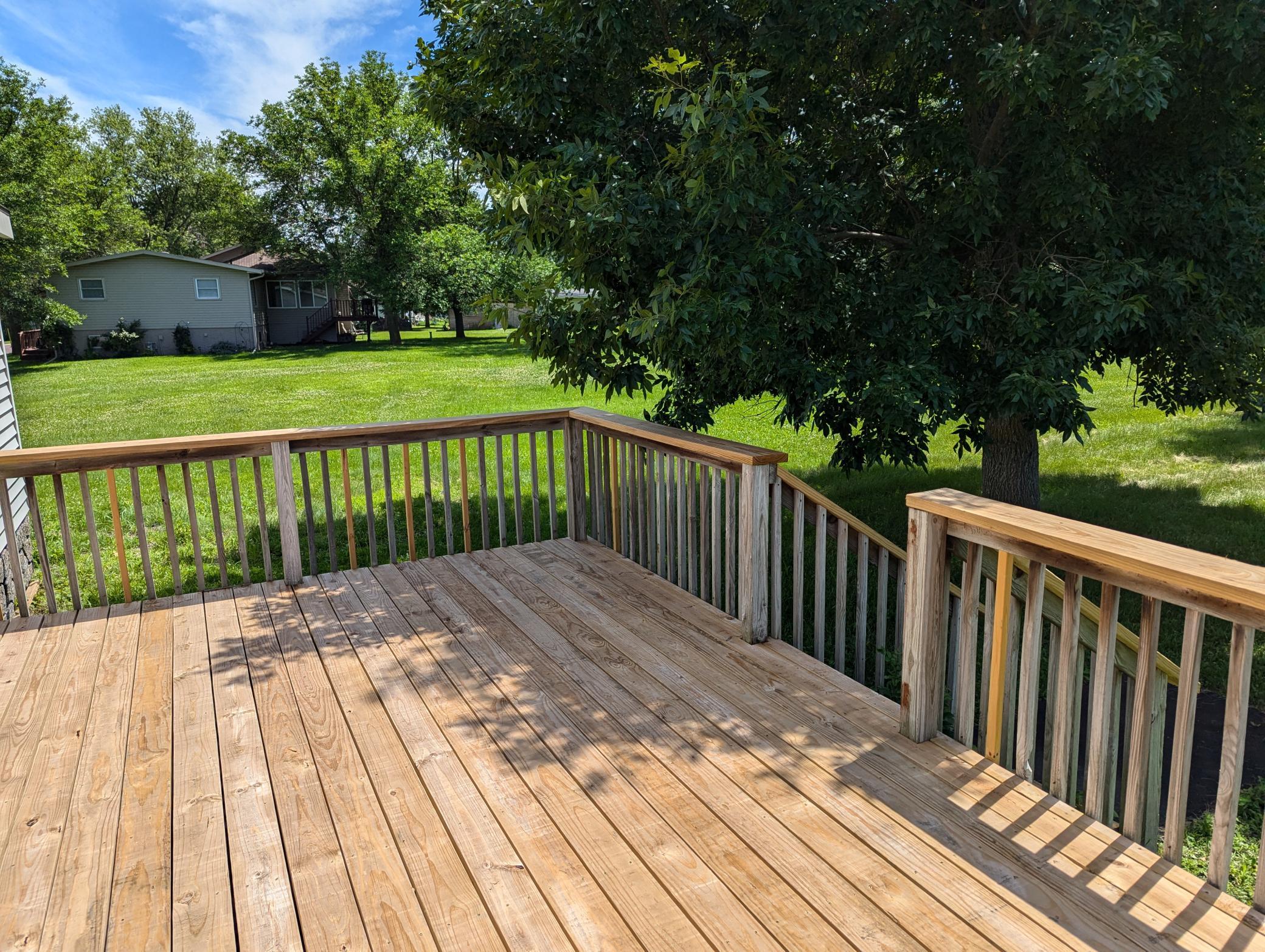 redwood rear deck 3.jpg