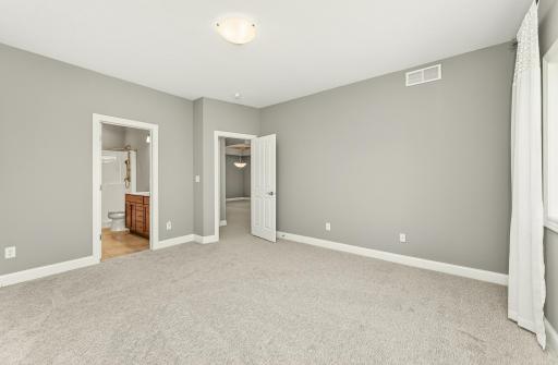 2824 Ivory Road NE, Rochester, MN 55906