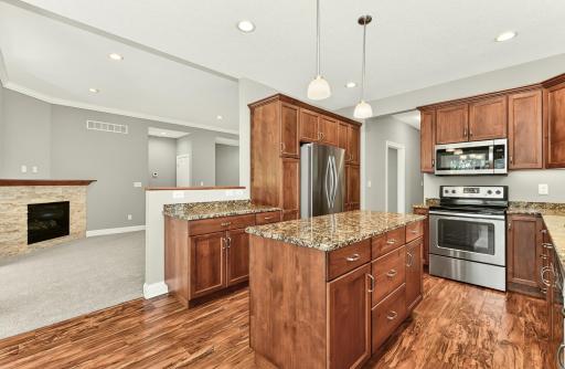 2824 Ivory Road NE, Rochester, MN 55906