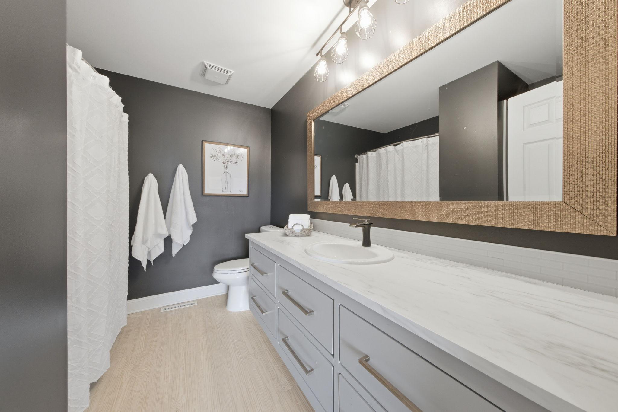 Main bathroom