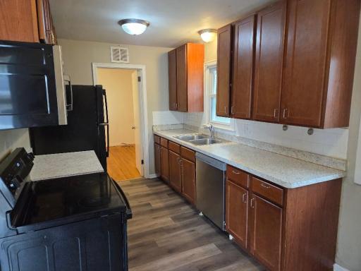 7101 Hartkopf Lane, Minneapolis, MN 55428