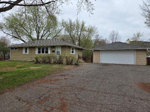 7101 Hartkopf Lane, Minneapolis, MN 55428