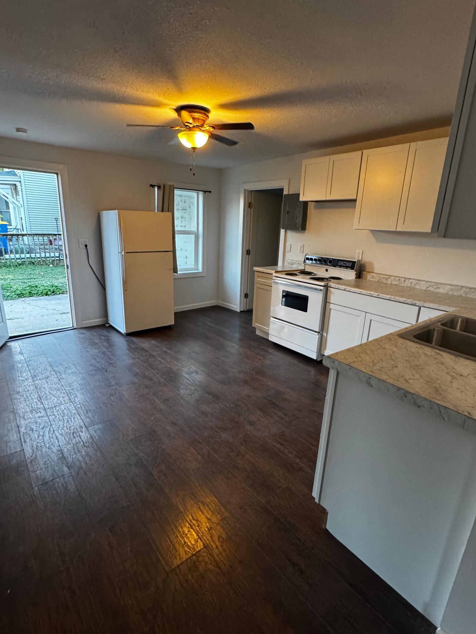 Kasota Unit 1 Kitchen 2.jpg