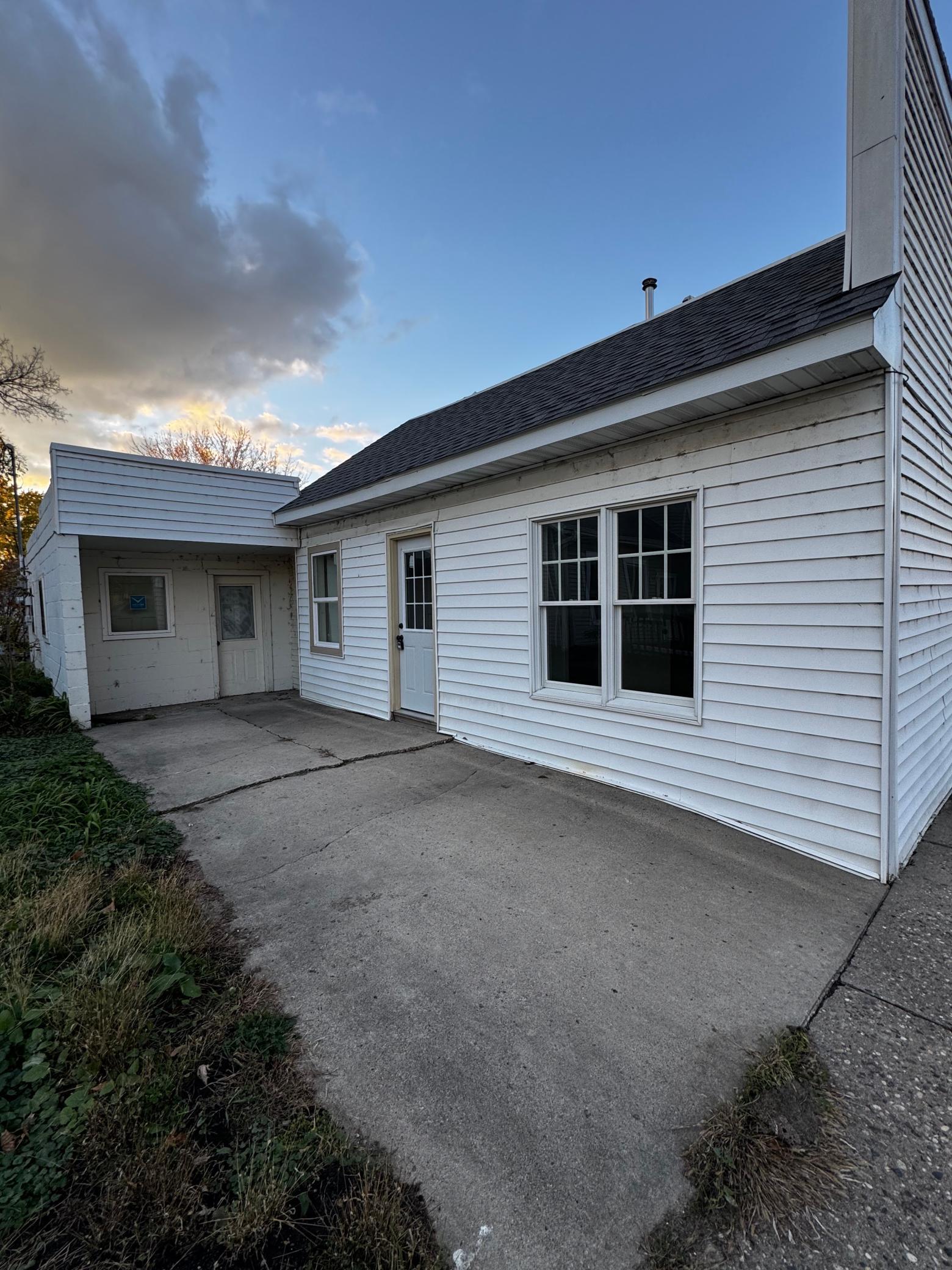 Kasota Unit 1 outside.jpg