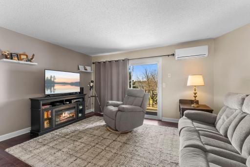 18-web-or-mls-1150 Dellwood St S 306-113.jpg