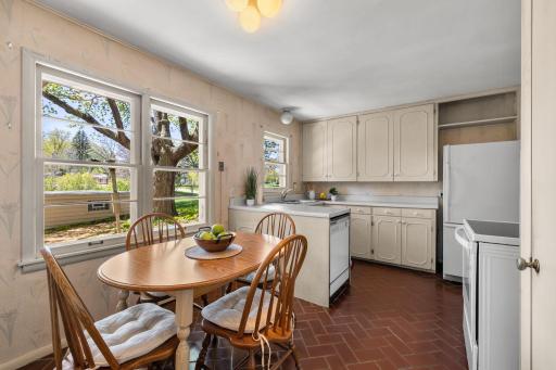1990 Spates Ave, Orono, MN 55356
