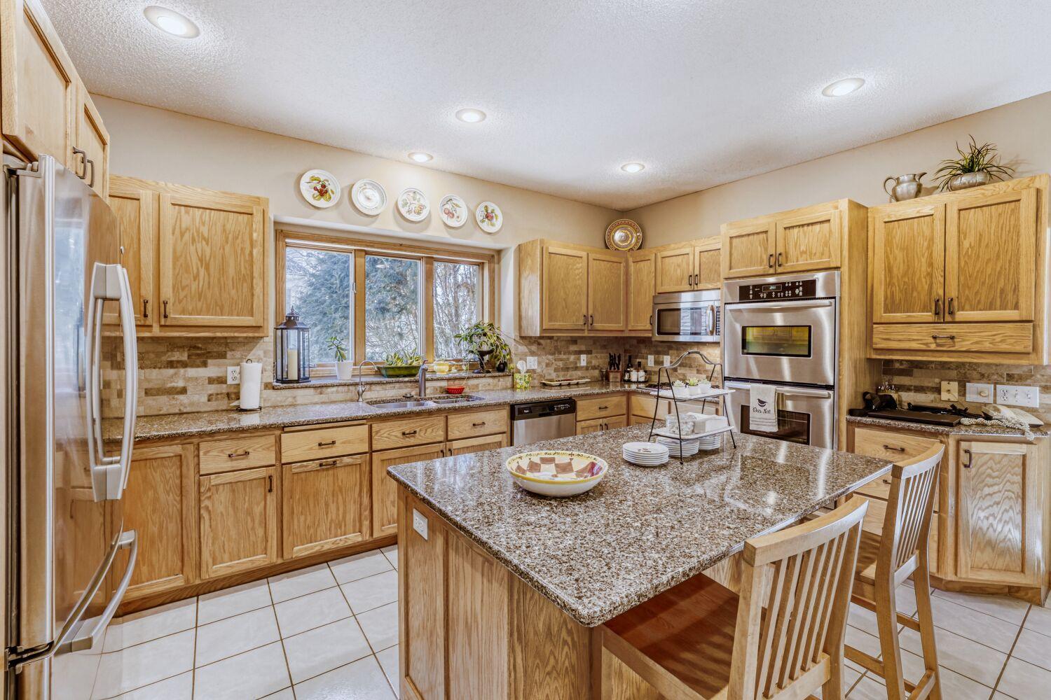 7945 Ranchview Ln N - Web Quality - 010 - 10 Kitchen.jpg