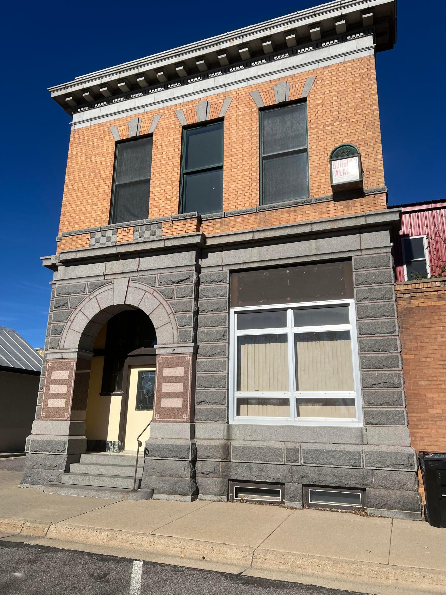 Front Granite & Brick Exterior