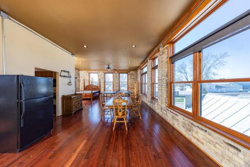 19 2nd Avenue SE, Fairfax, MN 55332