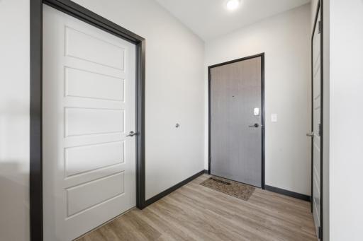 360 32nd Avenue W, 611, West Fargo, ND 58078