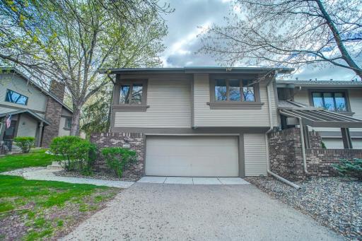 9222 Decatur Avenue S, Minneapolis, MN 55438