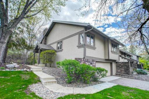 9222 Decatur Avenue S, Minneapolis, MN 55438