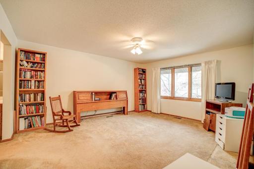 9222 Decatur Avenue S, Minneapolis, MN 55438
