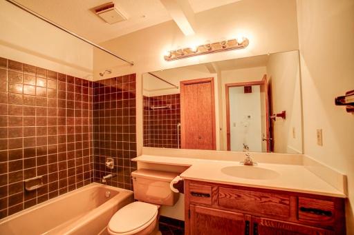 9222 Decatur Avenue S, Minneapolis, MN 55438