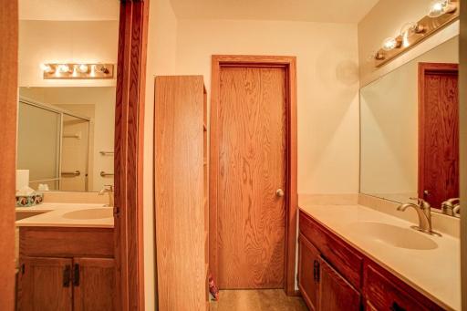 9222 Decatur Avenue S, Minneapolis, MN 55438