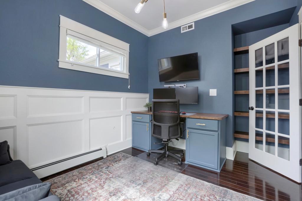 1018 7th St S - MLS Sized - 016 - 12 Office.jpg
