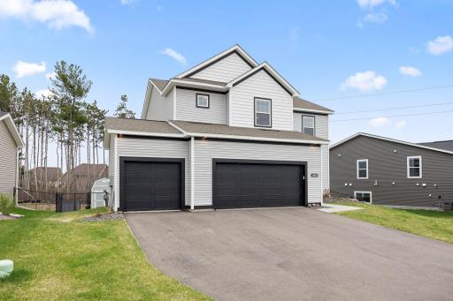 15519 Goodview Trail N, Hugo, MN 55038