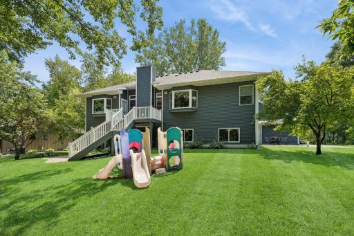 118 S Shannon Drive, Shakopee, MN 55379
