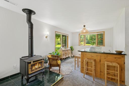 118 S Shannon Drive, Shakopee, MN 55379