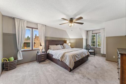 60 Deer Hills Court, Saint Paul, MN 55127